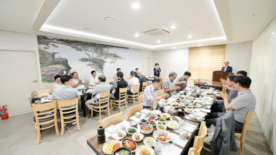 공주시의회 윤구병 의장, 17일 기자 간담회